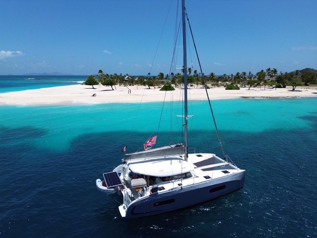 Excess 11 — catamaran